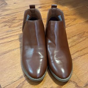 American Threads Brown Leather Booties